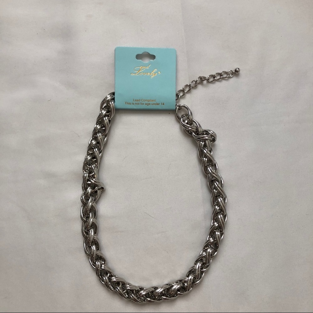 LOVELY knotted chain with 3in extender